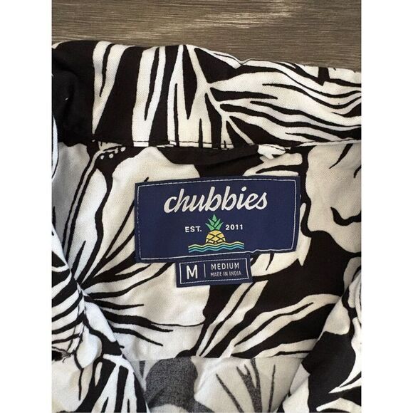NWOT Chubbies Men’s The Visual Ferner Black & White Rayon Sunday Shirt Medium - Picture 4 of 6